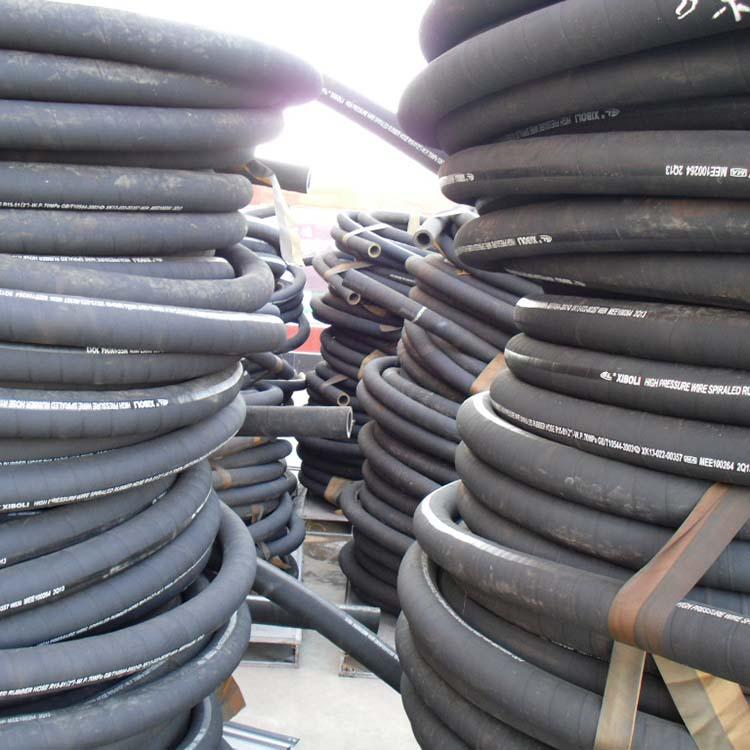 【圣凱】高壓膠管 液壓膠管 液壓軟管 高壓油管 型號(hào)齊全圖片_高清圖_細(xì)節(jié)圖-景縣圣凱橡膠制品廠 -Hc360慧聰網(wǎng)